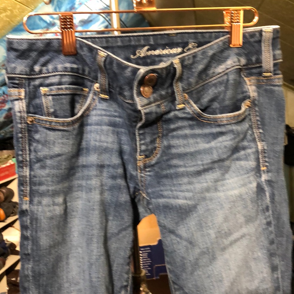 American Eagle crop jeans